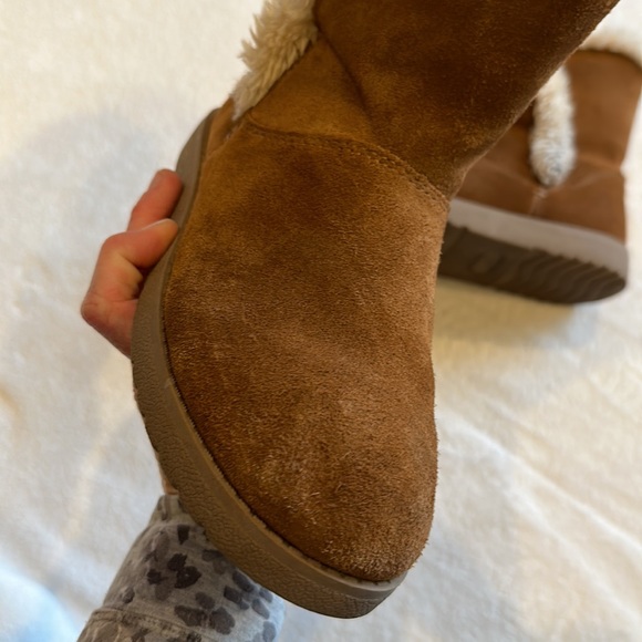 Tan Faux Fur Pull On Short Booties Target Women's Size 7 - Picture 11 of 12